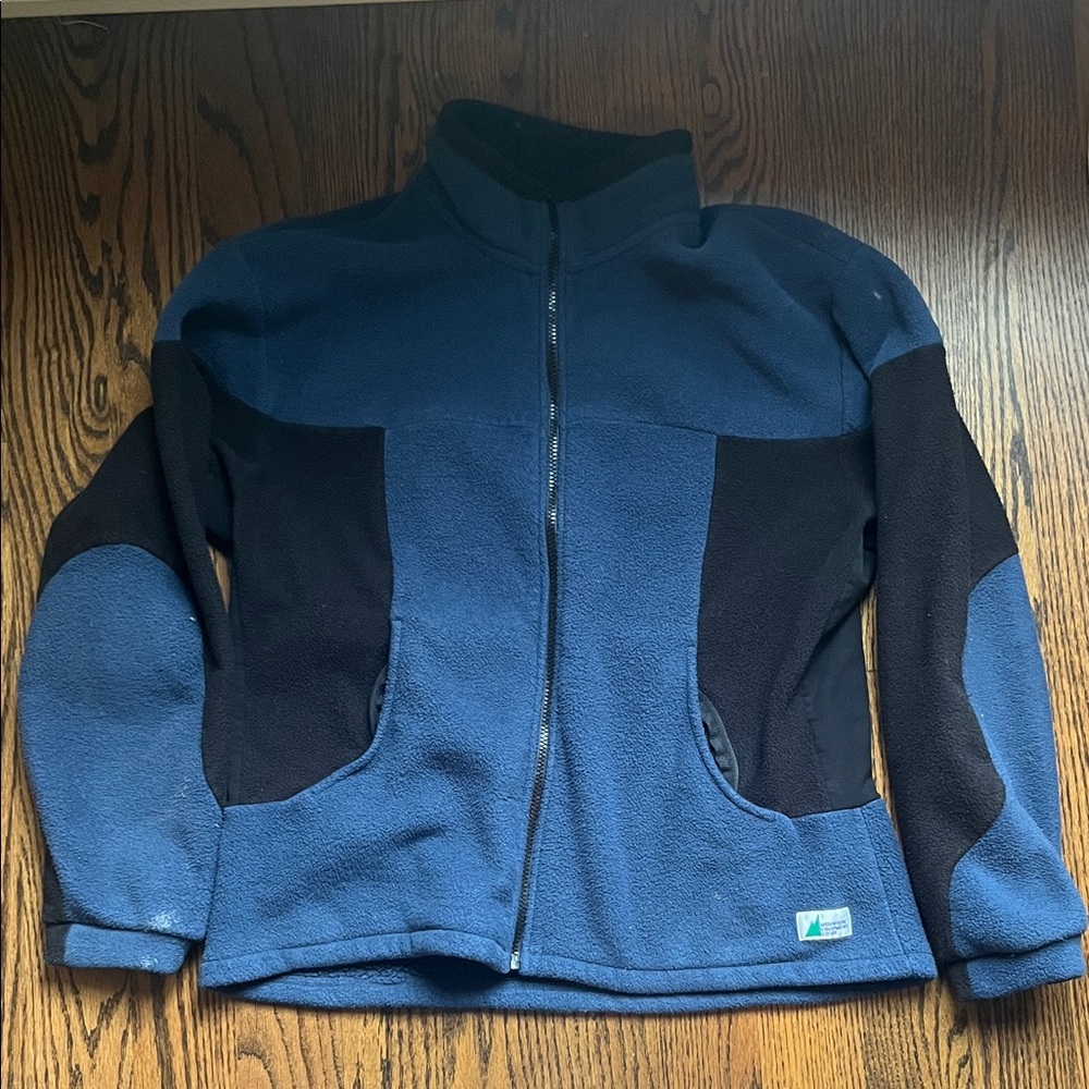 Vintage MEC Fleece Zip Up